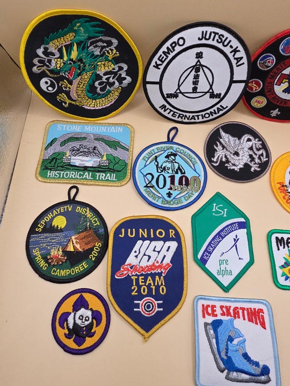 Vintage Boy Scouts Girl Scouts Patches Lot View 2