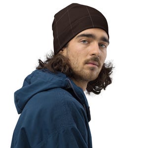 Gorro xadrez cor café expresso | Gorro de tricô xadrez lavanda | Gorro de caveira com o logotipo da MARQUE em edição limitada