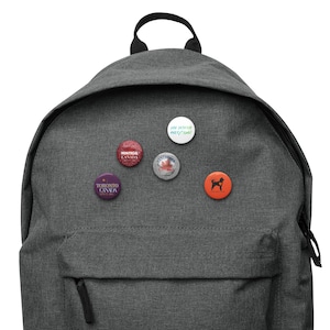 Set of pin buttons