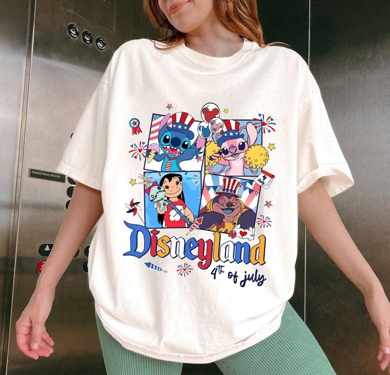 Disneyland Palloncini Lilo e Stitch 4 luglio Comfort Colors Maglietta Stitch e Angelo, Maglietta 4 luglio, Maglietta Disneyworld 4 luglio immagine 1
