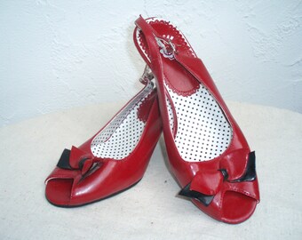 Vintage Inspired Red/Black 3" Heels