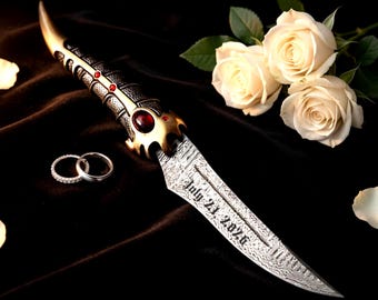 Arya Stark Valyrian Steel Blade | Catspaw Knife Replica | Iron Thrones Collectible | Gift for Him / Her