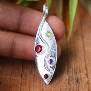 Four Stone Pendant Leaf Design: Elegant Nature Motif Jewelry with Ruby, Peridot, Amethyst & Garnet (Dainty 925 Sterling Silver, Gift)