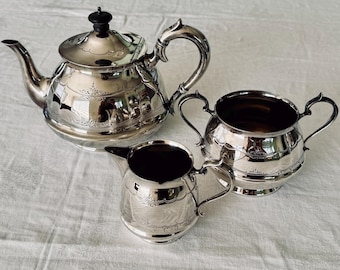 Vintage Wm Hutton & Sons verzilverd theeservies, 3-delig, antieke Sheffield Engeland verzilverde theepot, suikerpot en melkkannetje, Edwardiaans theeservies