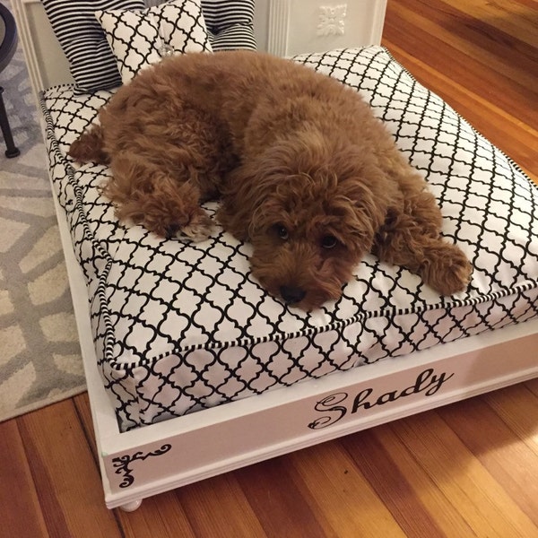 Teeny Tiny Pet Bed - Dog Bed - Cat Bed - Size Variations