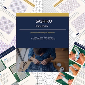 Può includere: Un libro Sashiko StarterGuide con il testo "Ricamo giapponese per principianti" e una persona che lavora a un progetto Sashiko. La guida include informazioni su storia, strumenti, punti base e modelli tradizionali. Diverse pagine di istruzioni circondano il libro.