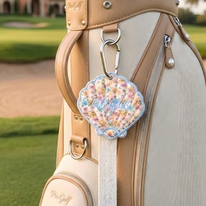 Custom Embroidered Seashell Golf Bag Tag: Coastal Style Name Charm