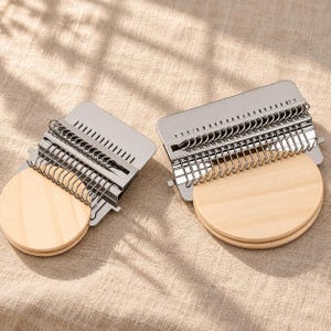 Darning Loom Set, 14 and 21 Hook Visible Mending Tools with Wooden Discs, Needles, Elastic Bands and Stitch Markers