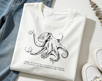 Camiseta vintage de pulpo, camiseta minimalista con estampado de criaturas marinas, camiseta para amantes de los libros y la vida marina, camiseta informal de verano para la playa.