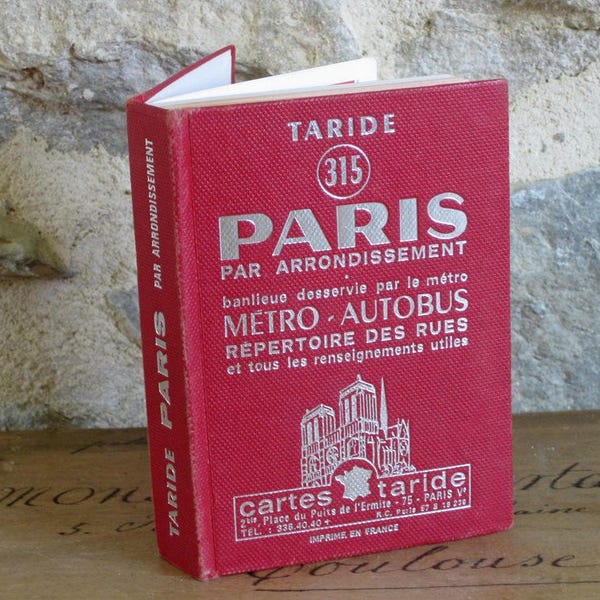 Paris guide book Taride 315 dated 1974