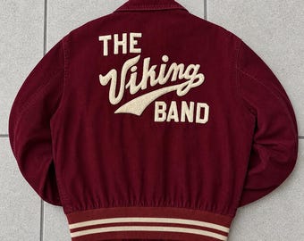 Veste en velours côtelé de coton rouge des années 50 | « Le groupe viking »