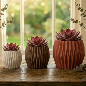 Origami Fold Planter Pot, 3D Printed Architectural Succulent Cactus Home Decor