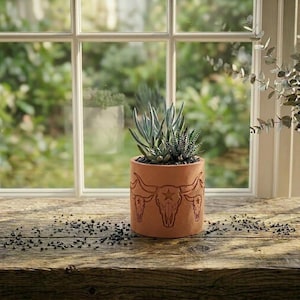 Texas Longhorn Succulent Planter – Bull Skull Embossed 3D Printed Pot, Western Cowboy Decor Gift image 6