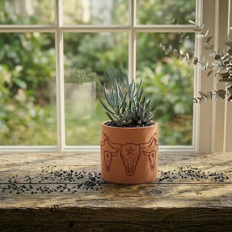 Texas Longhorn Succulent Planter – Bull Skull Embossed 3D Printed Pot, Western Cowboy Decor Gift image 6