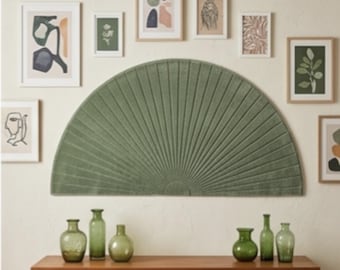 Tappeto a mezzaluna verde salvia, tappeto in lana trapuntato a mano, tappeto ad arco moderno e minimalista, dimensioni personalizzate