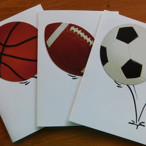 Aniversário de futebol, aniversário de futebol, aniversário de basquete, aniversário de bola esportiva, aniversário de bola quicando, cartão de aniversário esportivo, cartão de aniversário