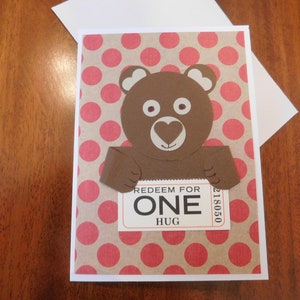 Tarjeta de abrazo, tarjeta de cumpleaños, tarjeta de abrazos, tarjeta de cumpleaños de oso, tarjeta de abrazo de oso, tarjeta "Pensando en ti", tarjeta de abrazo "Pensando en ti", The Artsy Acorn