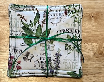 Ensemble de 4 sous-verres en tissu sur le thème des herbes sur fond blanc - environ 5,25 po. x 5,25 po. - Tissu vert au dos