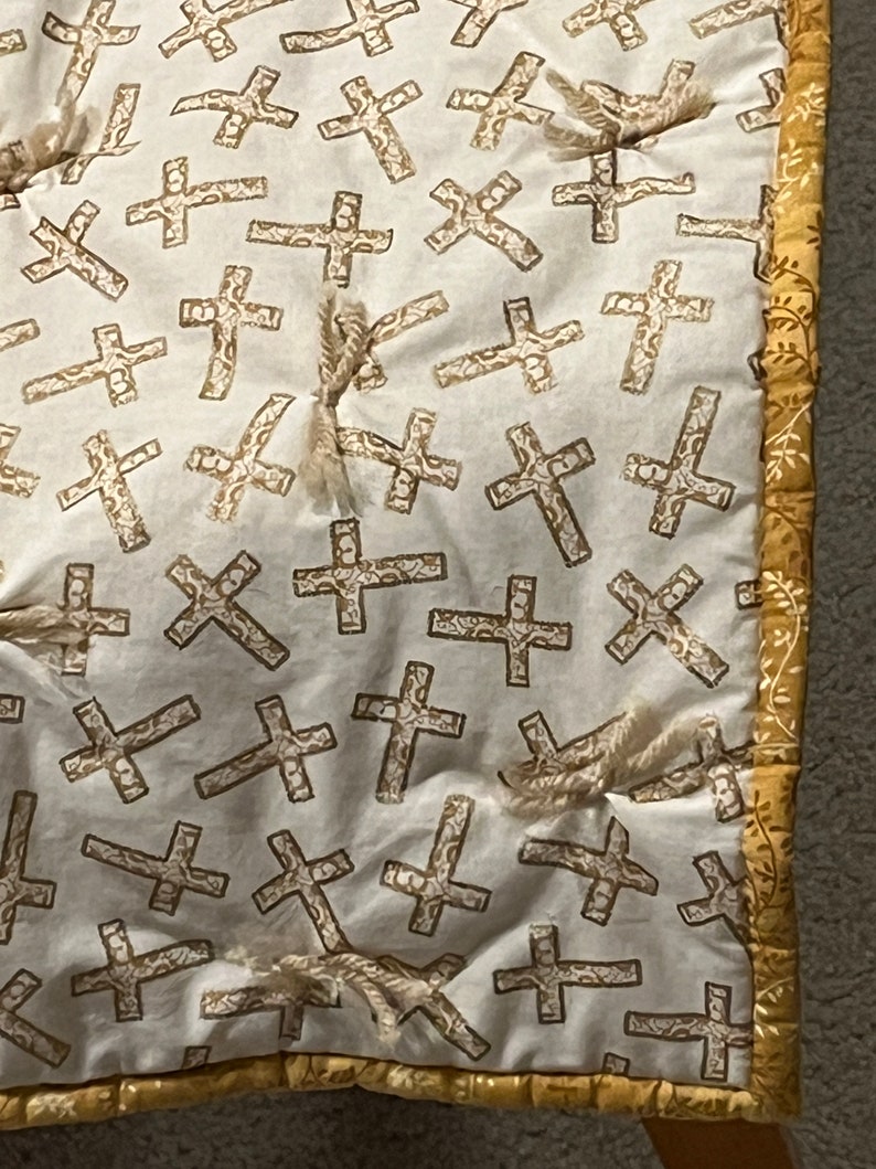 Hand Tied Quilt Scattered Crosses Print Lap Quilt/Throw/Wall Hanging 39 1/2 inches by 32 1/2 inches image 1