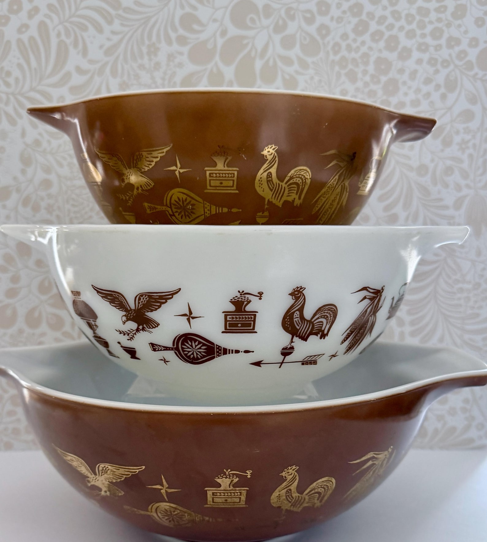 Vintage Pyrex Early American Cinderella Nesting Bowls Set