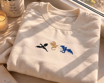 Bestickering Drachen Hoodie, Drei Drachen Stickerei, Fantasy Pullover, Dragon Sweatshirt, Geschenk voor Fantasy & Drachen Fans