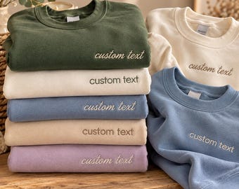 Personalisiertes Sweatshirt Bestickt, Individueller Text Pullover mit EST Datum Ärmel, Initiale mit Herz, Individuelles Geschenk, Individuelle Stickerei