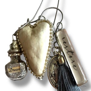 Cold Porcelain Heart Necklace Handmade – Soft Solder Charm Cluster, Crystal Border & Glitter Bottle – Romantic Boho Gift for Her – Italy
