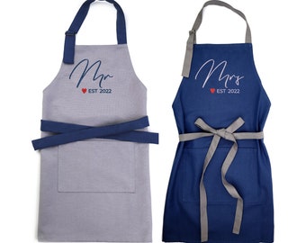 Mr and Mrs Apron, wedding unniversary gift, matching couple apron set