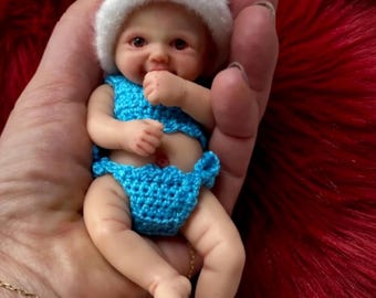 6 inches Mini Silicone Reborn Baby Doll - Newborn Girl Palm Size - Washable Solid Full Body Lifelike Handmade Painted Collectible Gift Toy