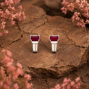 Pendientes de botón de esmalte rojo, pendientes de botón minimalistas de plata de ley 925, pendientes rectangulares geométricos, regalo para mujer.