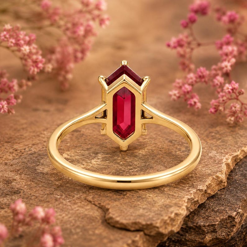 Lab gemaakt robijn ring, zeshoekig geslepen robijn solitaire ring, geboortesteen juli ring, minimalistische belofte ring, gouden ring voor vrouwen afbeelding 8