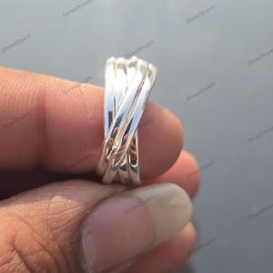 925 Sterling Silver Eight Interlocked Rolling Ring – Handmade Multi Band Ring, Unique Jewelry