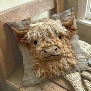 Highland Cow Pillow Cover: Farmhouse Animal Print Sofa Cushion - Rustic Home Decor