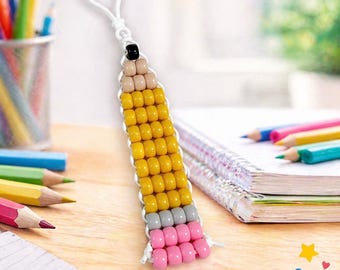 Llavero con forma de lápiz y cuentas: ¡un regalo perfecto para profesores!
