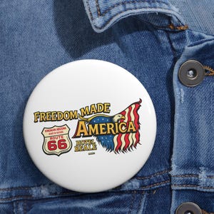 Freiheit machte Amerika Pin Button | Route 66 Flagge Souvenir Abzeichen