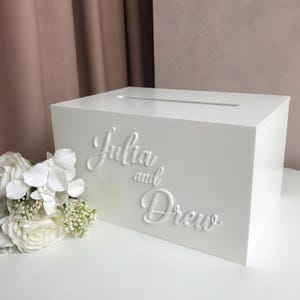 Caja personalizada para tarjetas de boda estilo bohemio / Caja de recuerdos con nombres personalizados