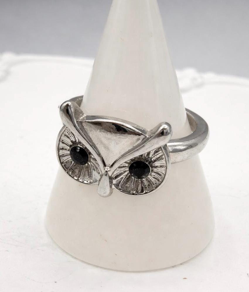 Silver Tone Owl Ring &ndash; Whimsical Animal Design | Size 7