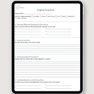 Puede incluir: Una tableta digital que muestra un formulario de "Instantánea Quirúrgica". El formulario incluye secciones para el nombre de la cirugía, la anatomía afectada, la ubicación de la incisión, el procedimiento quirúrgico y las contraindicaciones. La tableta es blanca con un borde negro.