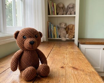 Handgemachte Häkelarbeit Teddybär, Amigurumi Plüschtier, Baby Kinderzimmer Dekor