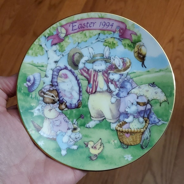 Vintage Avon Easter 1994 Collector's Plate