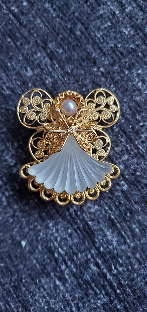 Vintage Jane 1998 AOL Angel Brooch