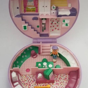 Polly's Flat Polly Pocket 1989