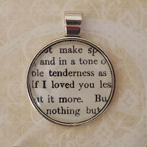 Jane Austen Emma Round Book Page Pendant Necklace Keychain Keychain