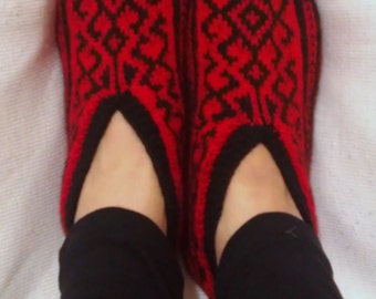 Hand Knit Wool Slippers - Red & Black - Size 37