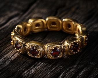 Vintage Garnet Band: 14k Gold January Birthstone Ring