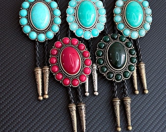 Vintage Western Bolo Tie, Turquoise Green Stone Necktie, Southwestern Wedding Groomsman Gift, Handcrafted Floral Bolo Tie with Red Stone