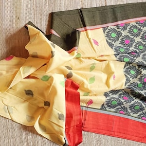 Sari de algodão Khadi tecido à mão, com motivos florais multicoloridos. Inclui blusa combinando.