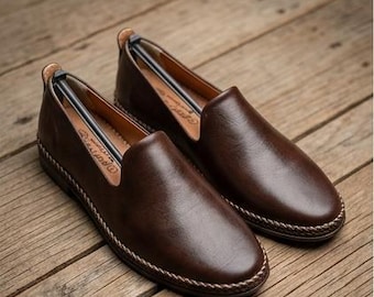 Braune Herren-Lederslipper | Handgefertigte Schlupfschuhe | Bequeme Freizeitschuhe | Weiche Ledermokassins | Schuhe für Büro und Alltag