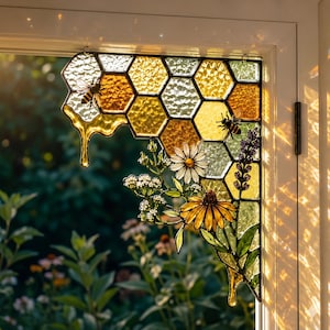 Stained Glass Honeycomb Window Corner，Beehive  Corner  Suncatcher，Cottagecore Bee Decor, Nature Lover Gift，