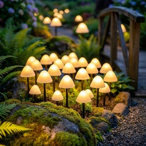 Solar Pilz Gartenleuchten, Set mit 10 Feenpfahlleuchten im Freien, wasserdichtes Rasendekor